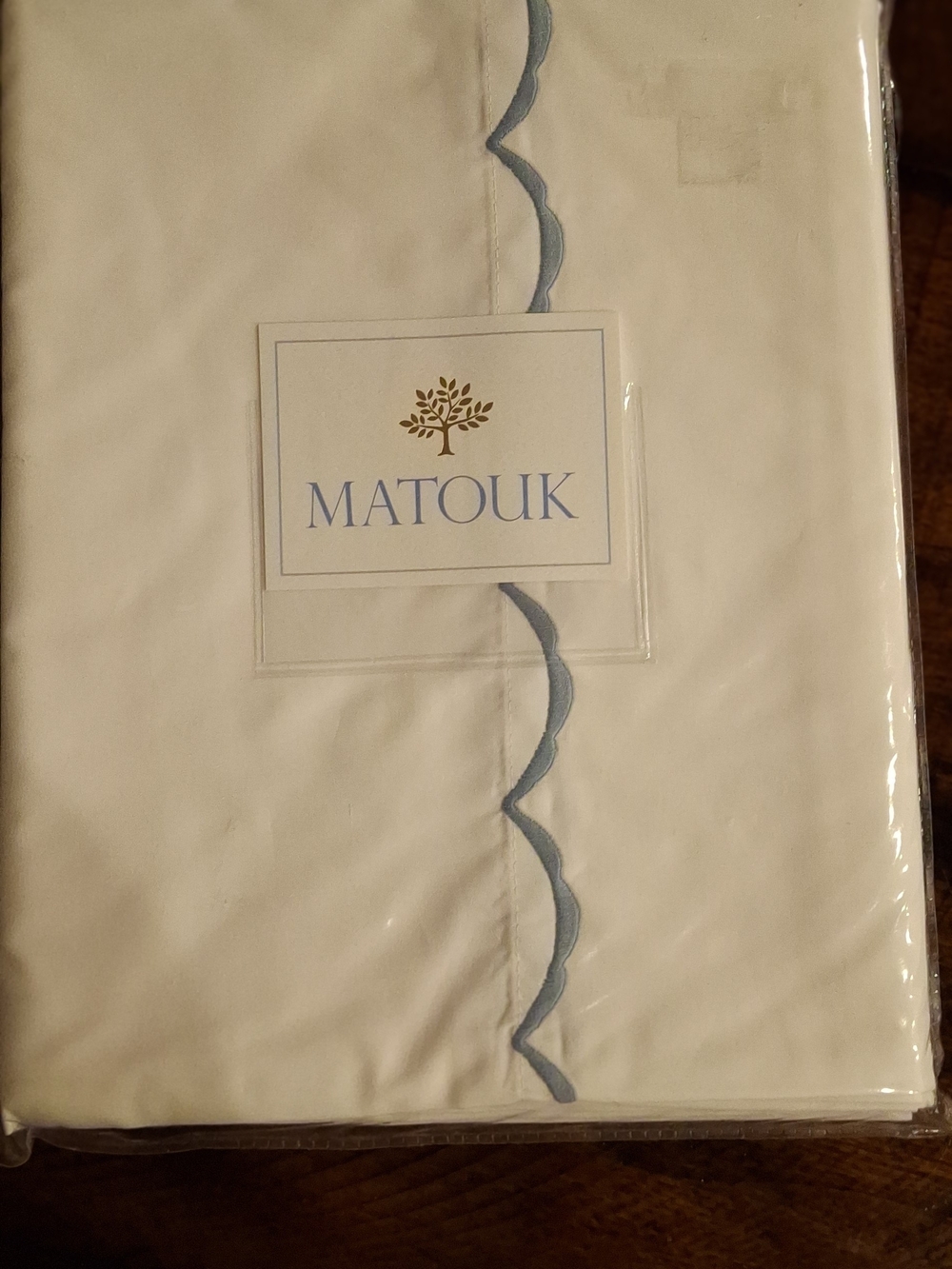 Matouk Sierra Percale Standard Pillowcases (2) with Scalloped Trim